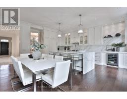 11 Forest Ridge Drive, Toronto, ON M6B1G9 Photo 15