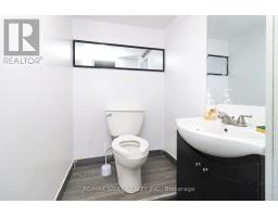 3023 Bathurst Street, Toronto, ON M6B3B5 Photo 12