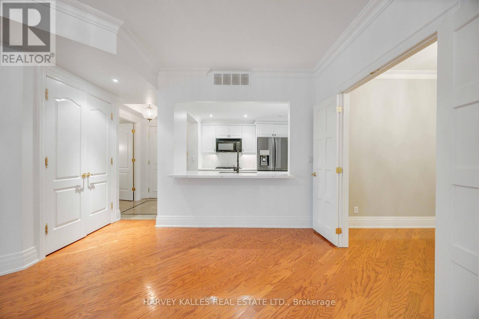 #201 33 DELISLE AVENUE - 13