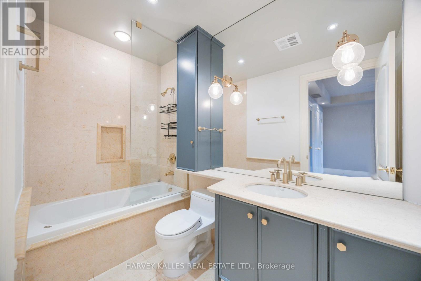 #201 33 DELISLE AVENUE - 36