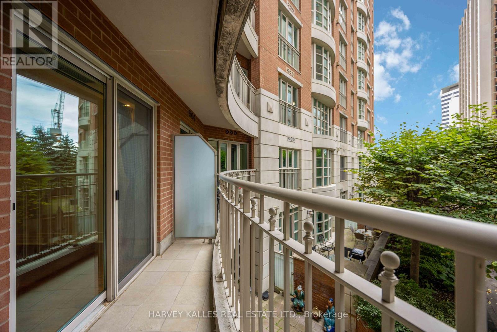 #201 33 DELISLE AVENUE - Image 38