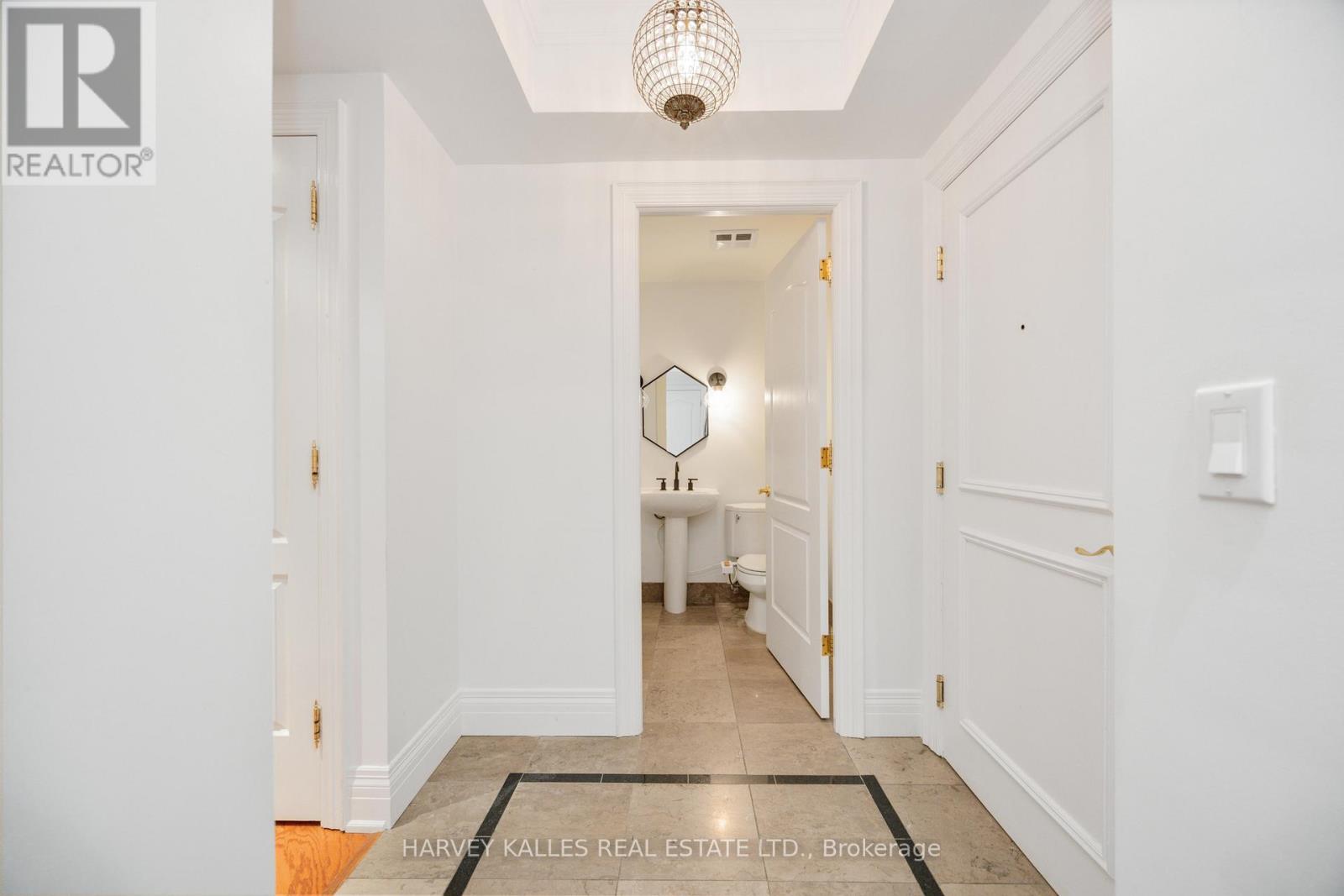 Photo of 201 - 33 DELISLE AVENUE