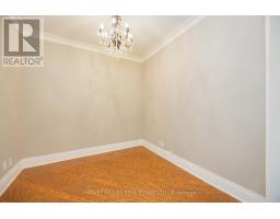 201 - 33 Delisle Avenue, Toronto, ON M4V3C7 Photo 18