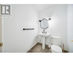 201 - 33 Delisle Avenue, Toronto, ON M4V3C7 Photo 6