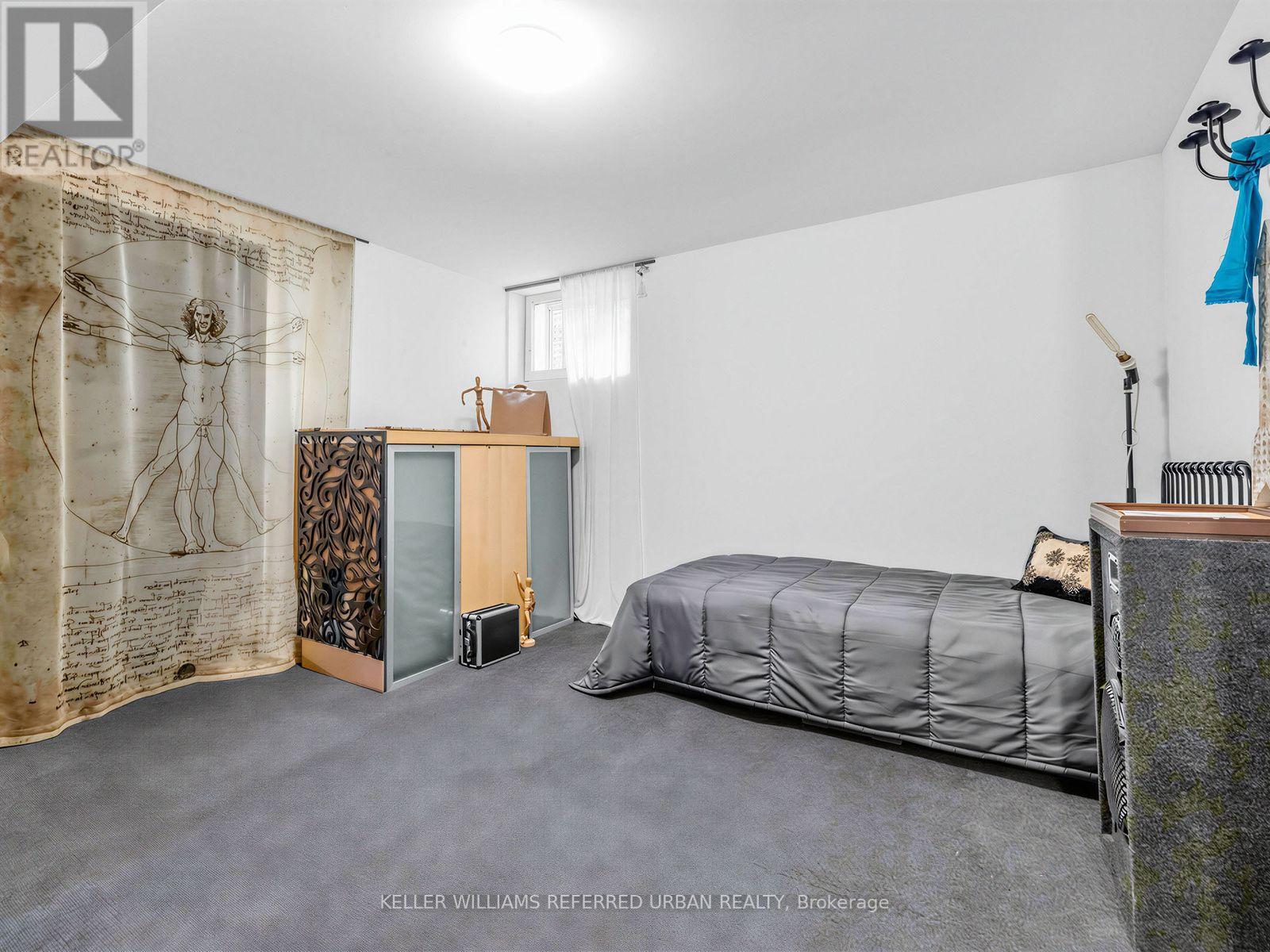 246 BURNETT AVENUE - 14