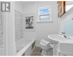 246 Burnett Avenue, Toronto, ON M2N1V8 Photo 11