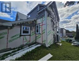 Den - 40 Pleasant Street, North Sydney, NS B2A1K9 Photo 6
