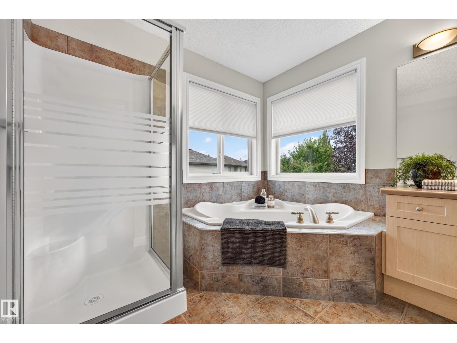 984 RUTHERFORD RD SW - 24