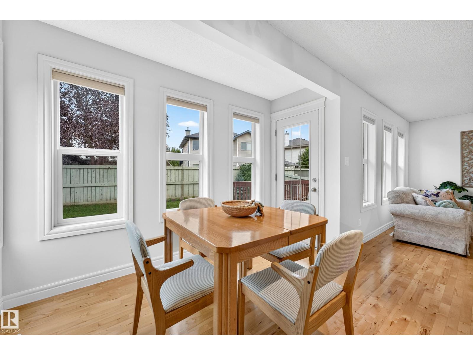 984 RUTHERFORD RD SW - 8