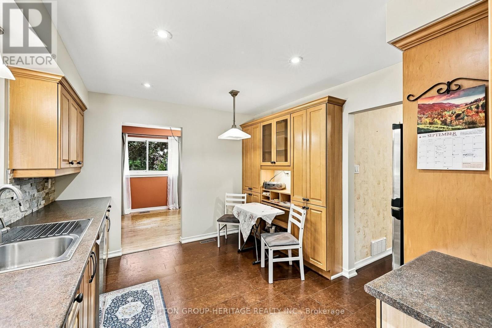 64 Gregory Road, Ajax, ON photo 14