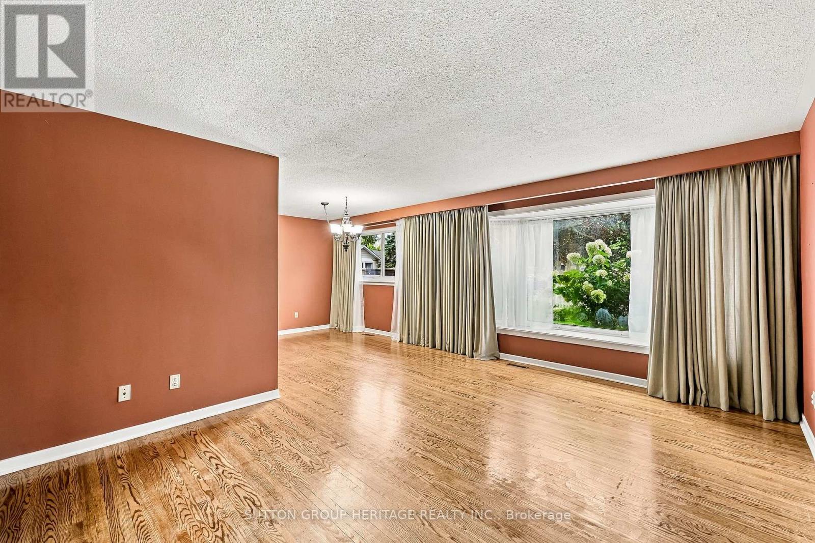 64 Gregory Road, Ajax, ON photo 8