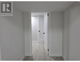 Bsmt 2 - 706 Leaside Street, Pickering, ON L1W2X1 Photo 6