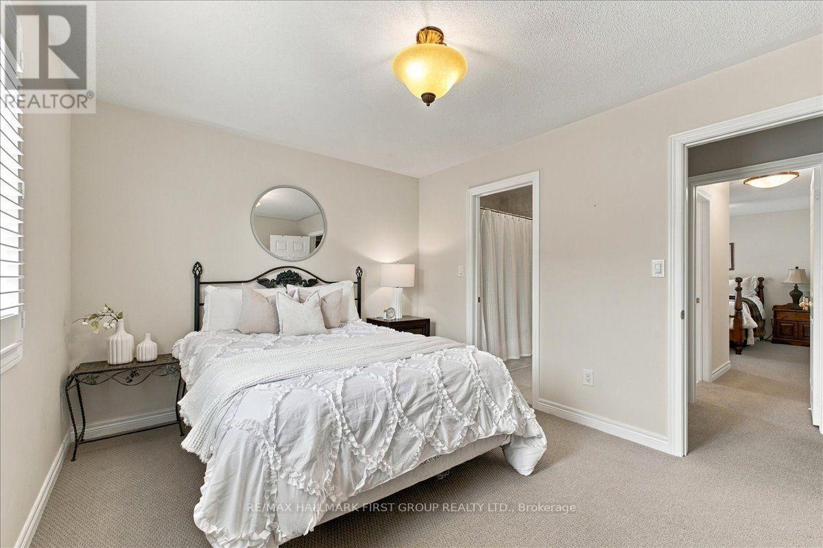 14 Belsey Lane, Clarington, ON photo 20