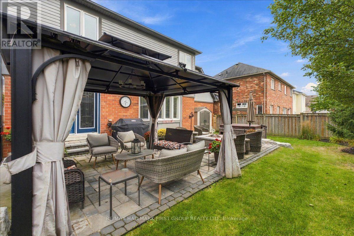 14 Belsey Lane, Clarington, ON photo 32