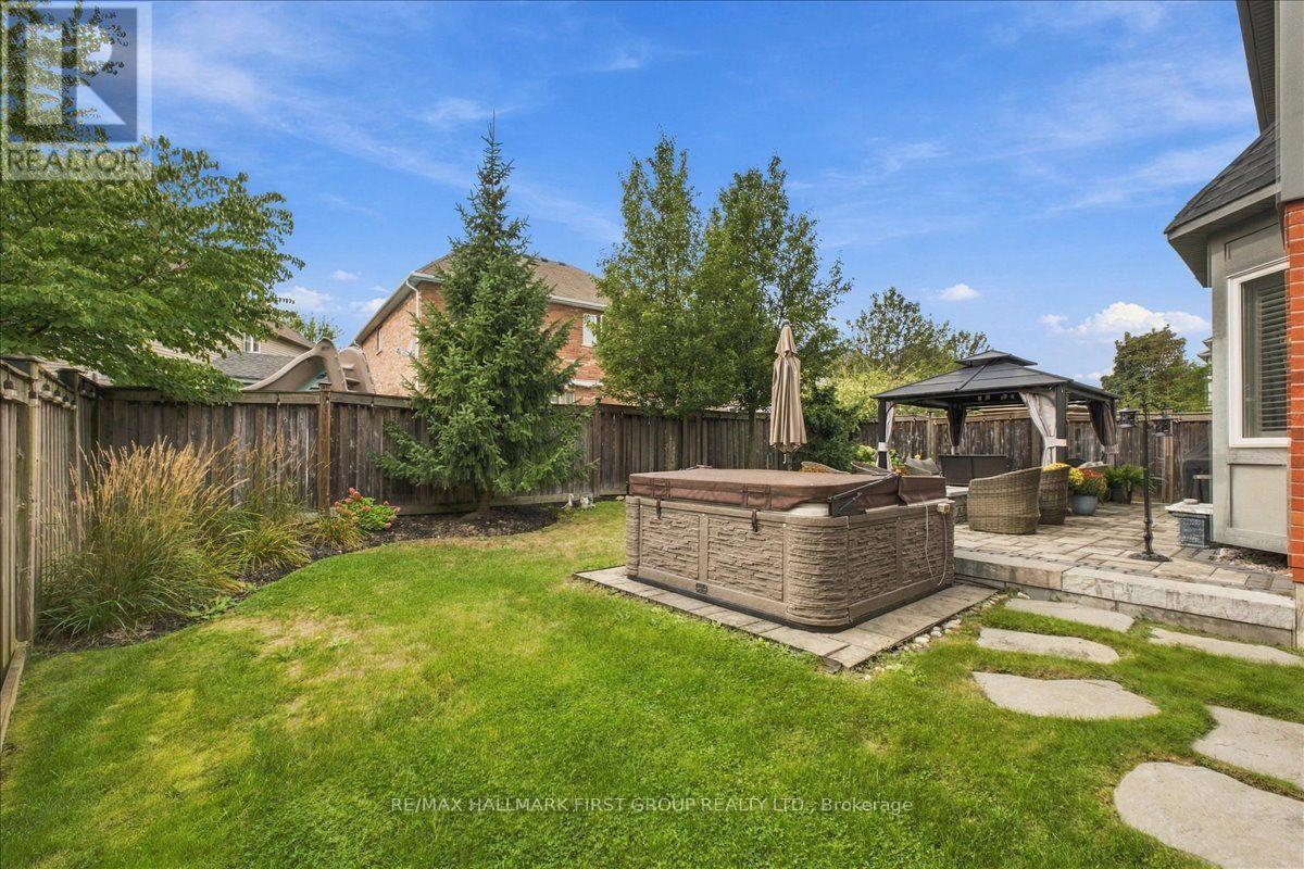 14 Belsey Lane, Clarington, ON photo 34