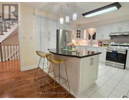 79 Lagani Avenue, Richmond Hill, ON L4B3C6 Photo 13