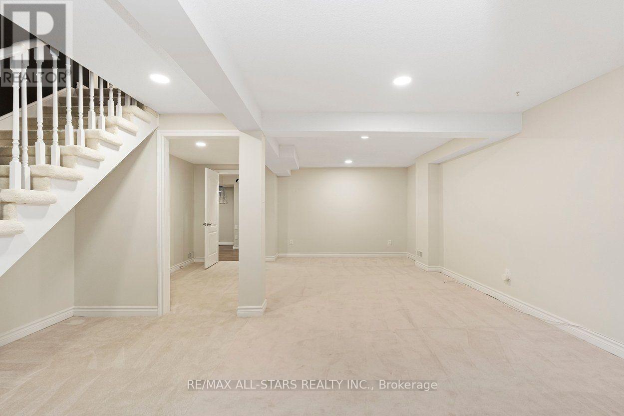 22 SANDPIPER KEY WAY - Image 32