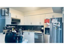 201 - 15390 Yonge Street, Aurora, ON L4G1N8 Photo 15