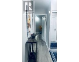 201 - 15390 Yonge Street, Aurora, ON L4G1N8 Photo 20