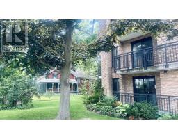201 - 15390 Yonge Street, Aurora, ON L4G1N8 Photo 43