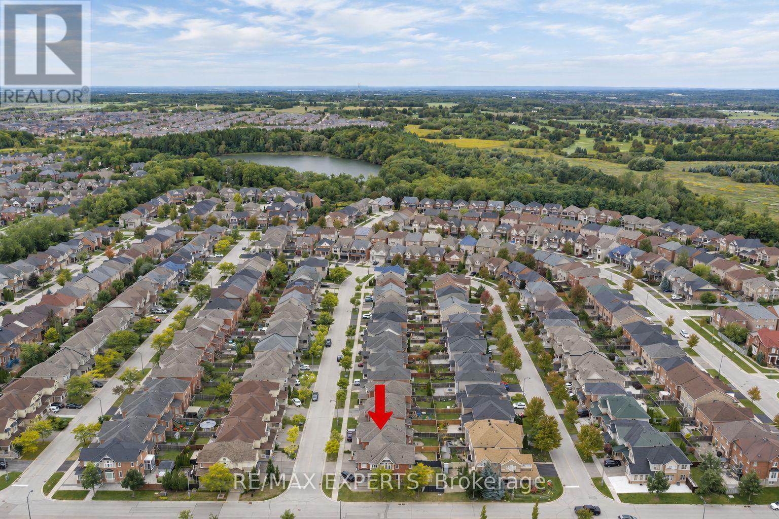 40 PITNEY AVENUE - 18