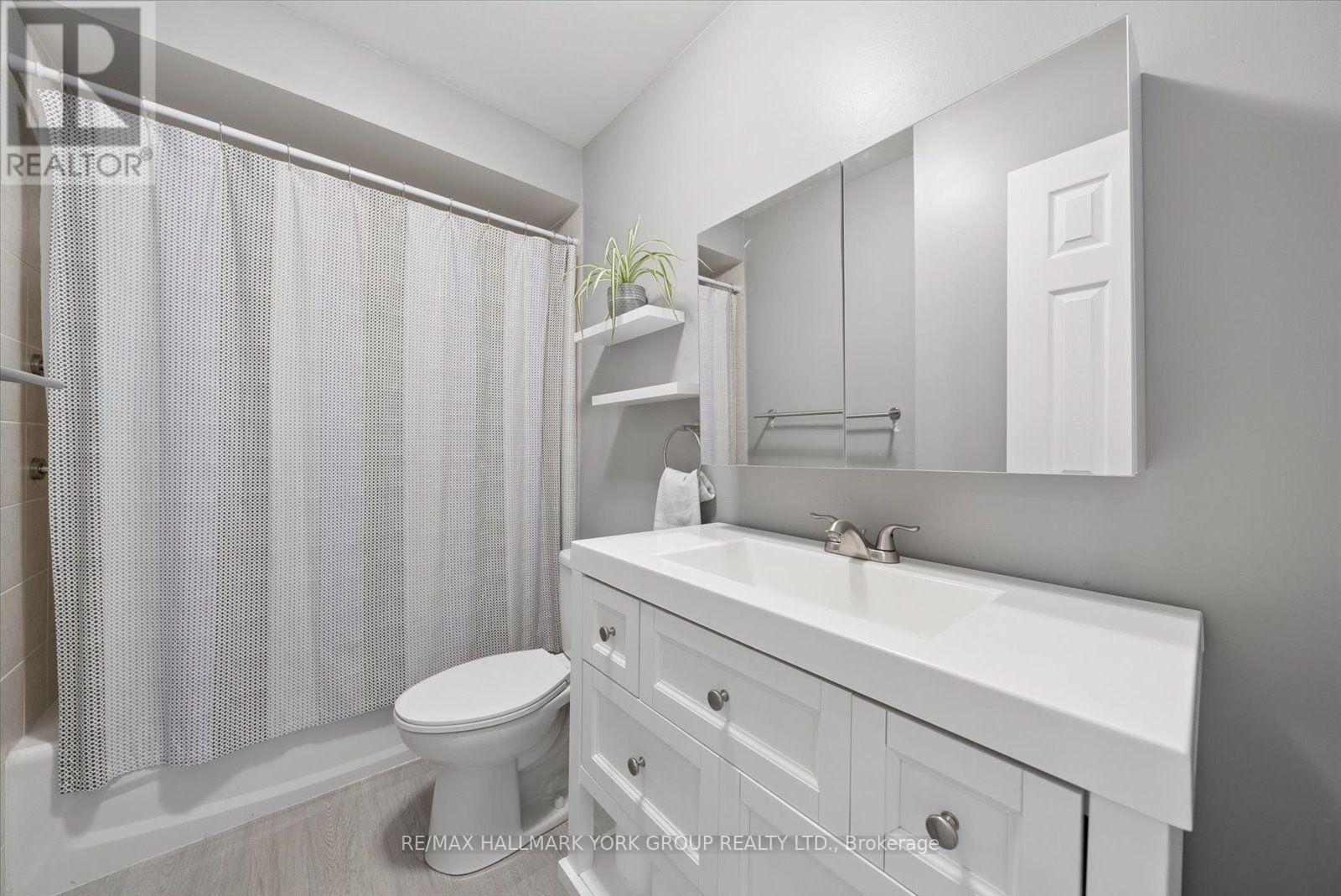 1384 FOREST STREET - Image 31