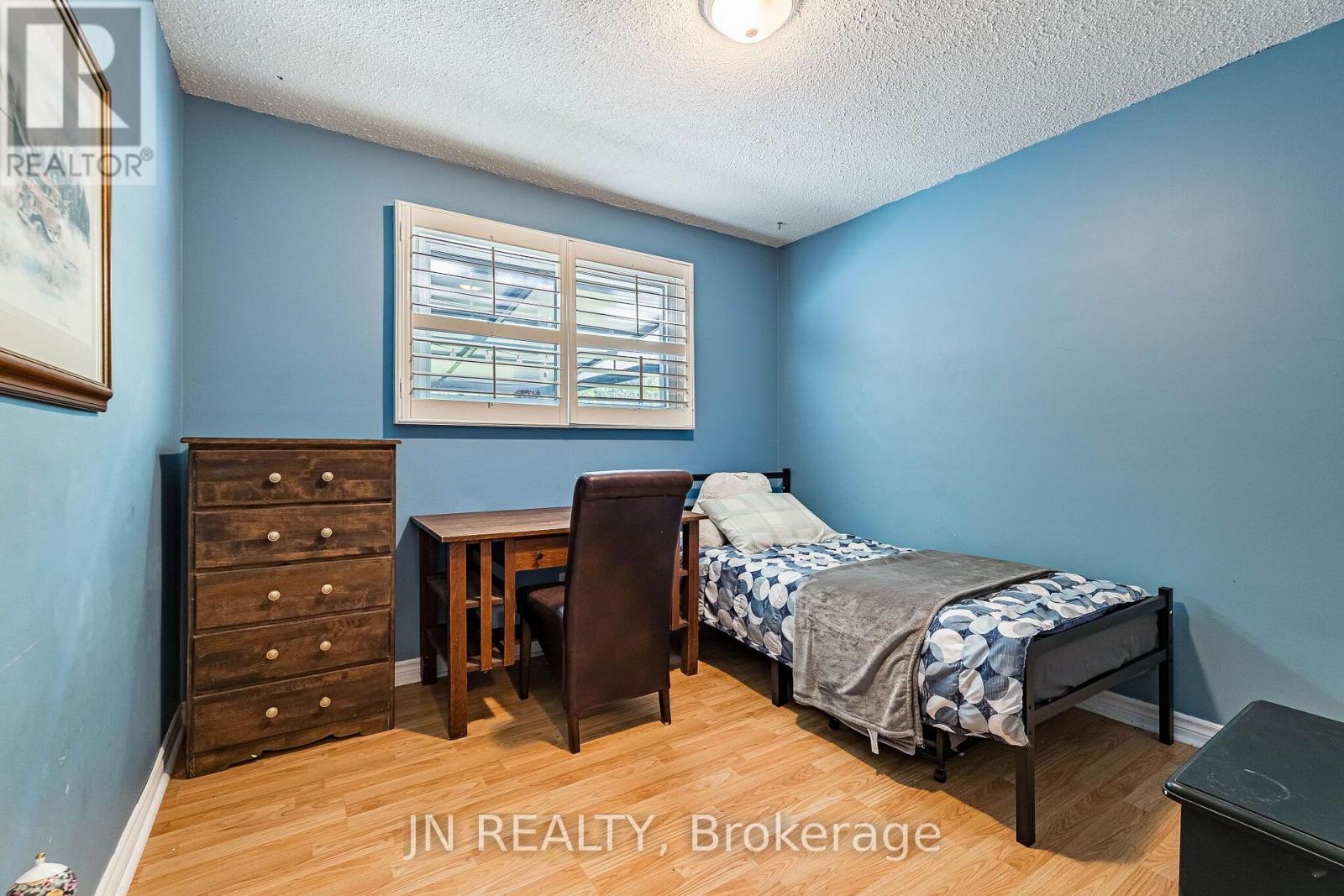 49 SCHOOL STREET - Image 24