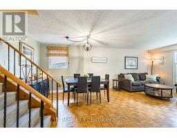 Family room - 49 School Street, East Gwillimbury, ON L9N1K6 Photo 12