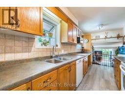 49 School Street, East Gwillimbury, ON L9N1K6 Photo 18