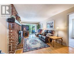 49 School Street, East Gwillimbury, ON L9N1K6 Photo 22