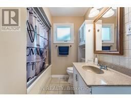 49 School Street, East Gwillimbury, ON L9N1K6 Photo 31