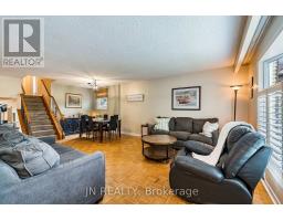 Primary Bedroom - 49 School Street, East Gwillimbury, ON L9N1K6 Photo 8