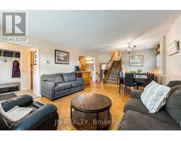 Bedroom 2 - 49 School Street, East Gwillimbury, ON L9N1K6 Photo 9