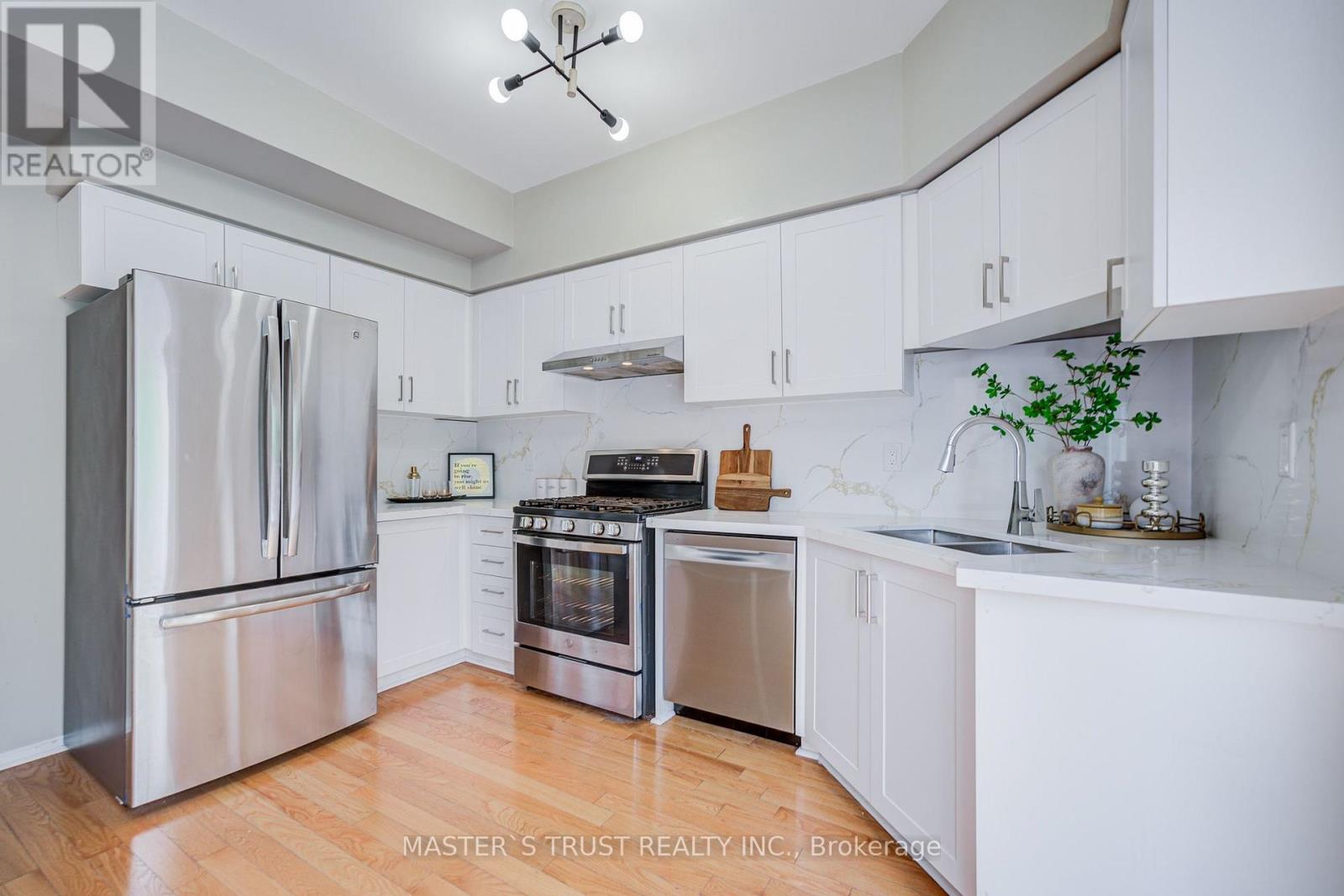 #272 23 OBSERVATORY LANE - Image 7