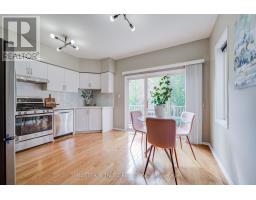 272 - 23 Observatory Lane, Richmond Hill, ON L4C0M7 Photo 8