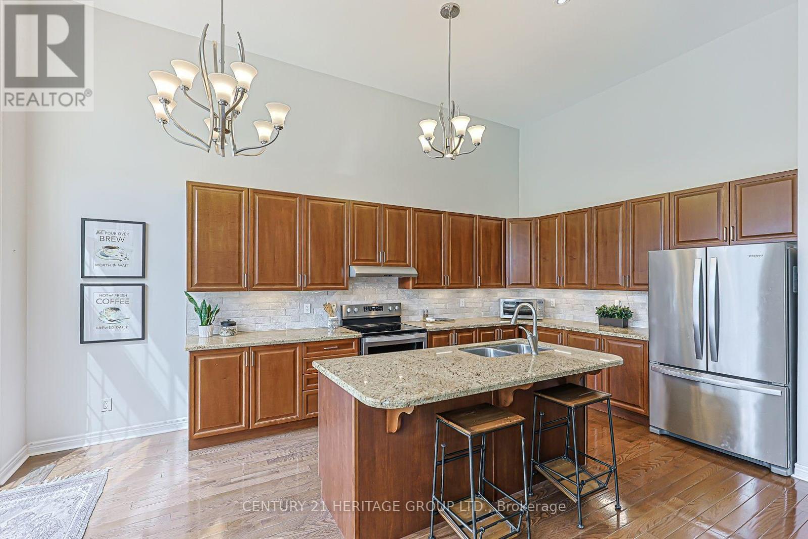 546 TAPESTRY LANE - 12