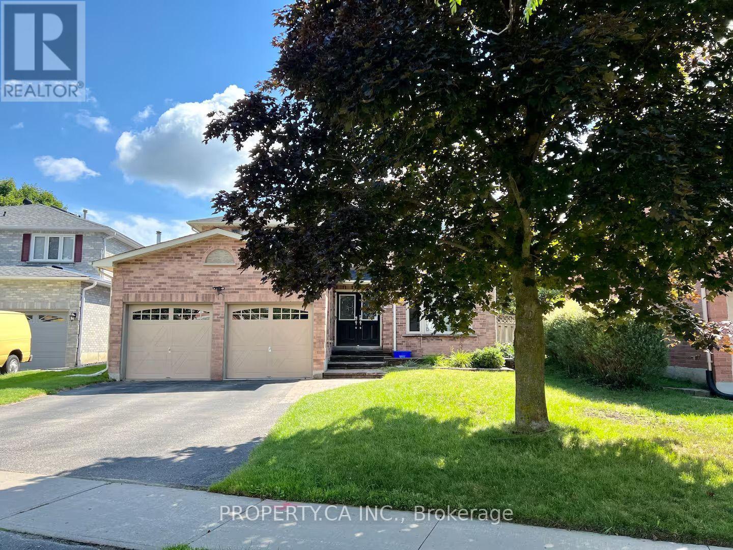 LOWER - 746 LESLIE VALLEY DRIVE, Newmarket (Huron Heights-Leslie Valley)