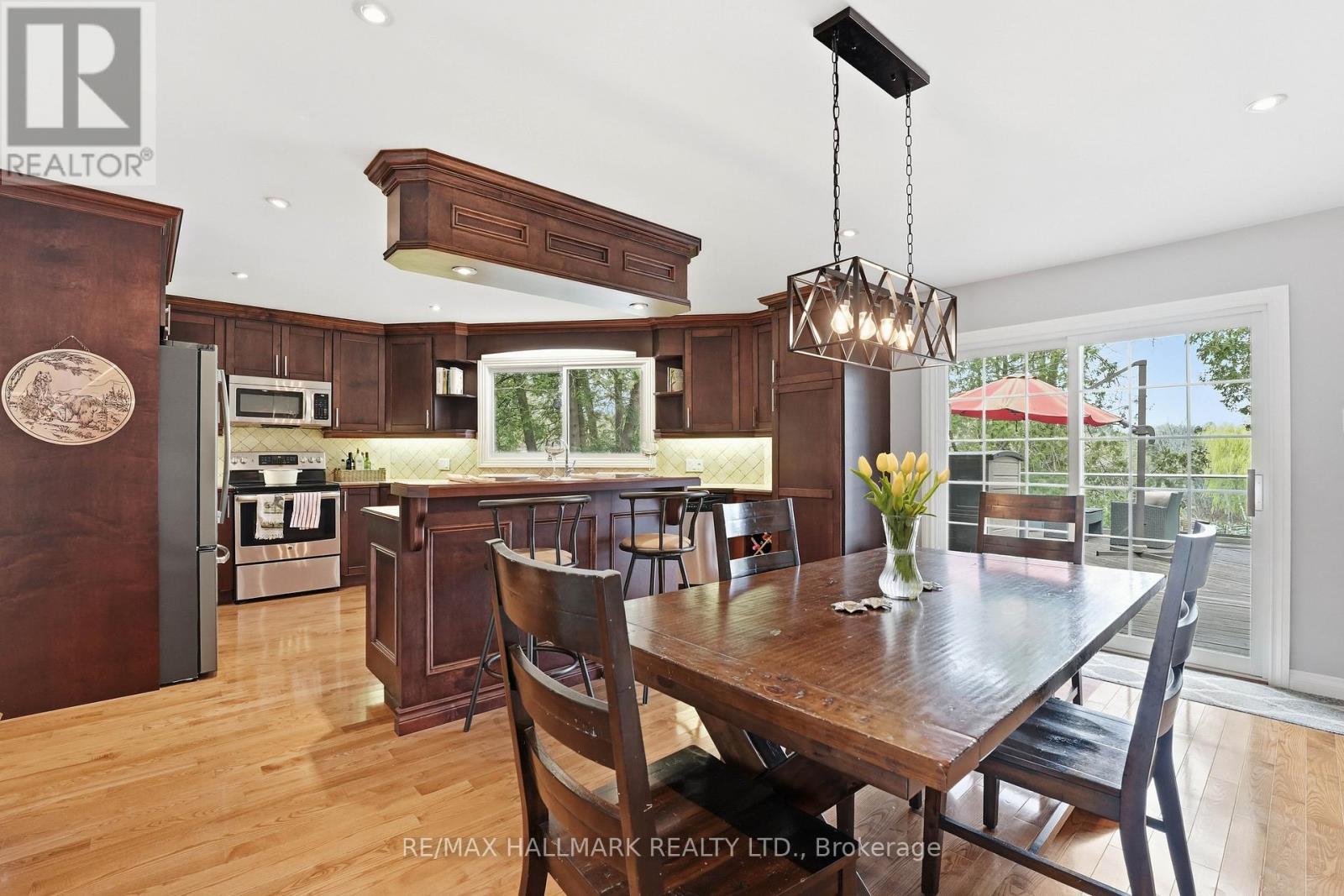 104 RIVERBANK DRIVE - Image 10