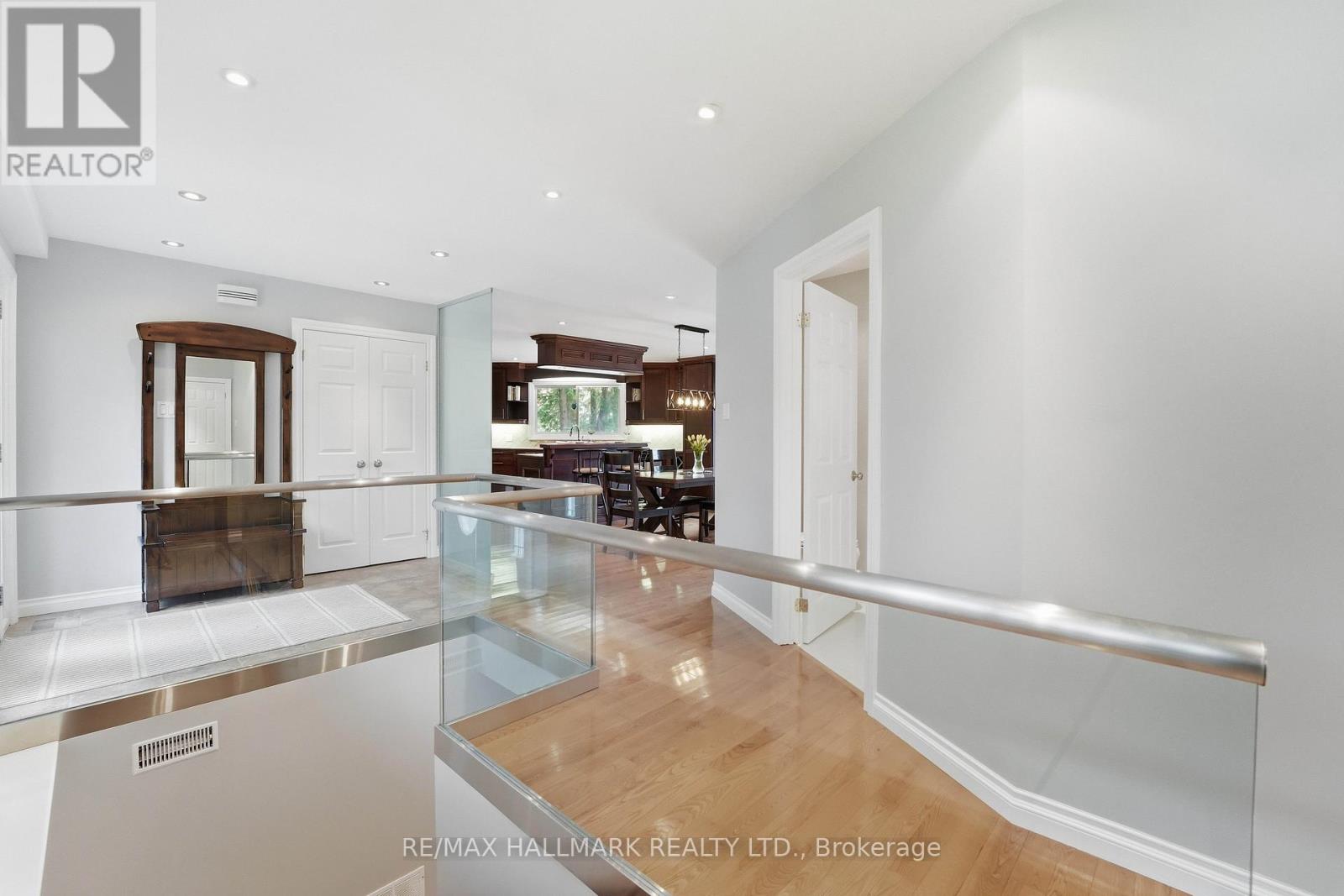 104 RIVERBANK DRIVE - Image 12