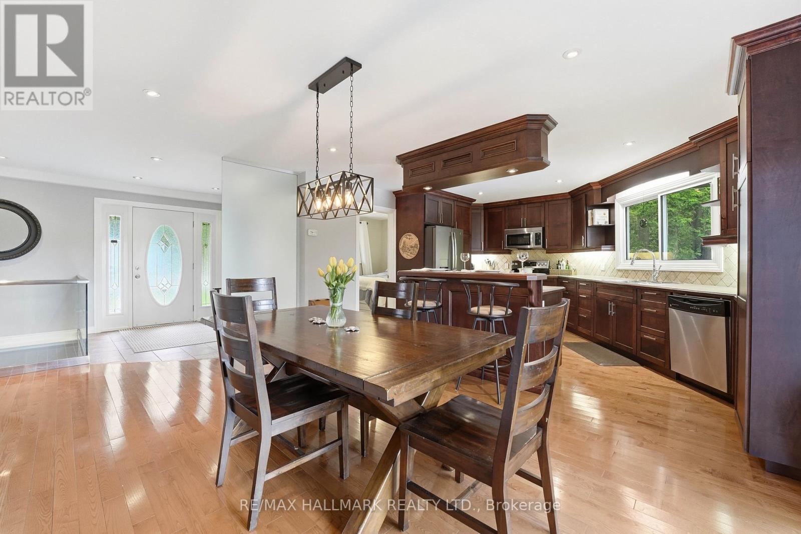 104 RIVERBANK DRIVE - Image 15