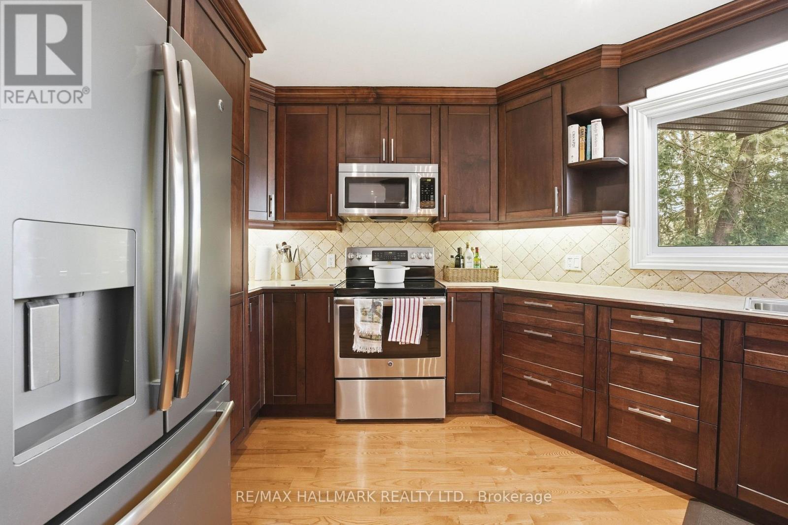 104 RIVERBANK DRIVE - Image 19