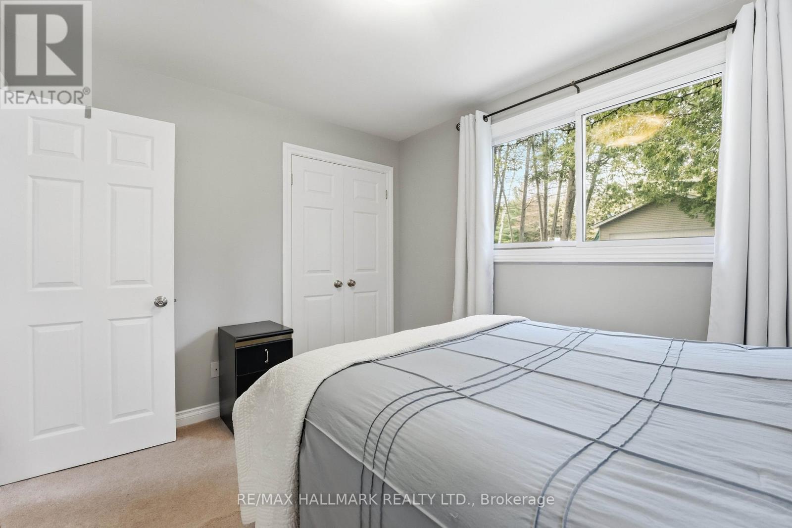 104 RIVERBANK DRIVE - Image 23