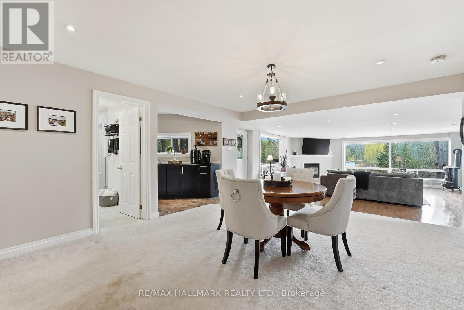 104 RIVERBANK DRIVE - Image 27