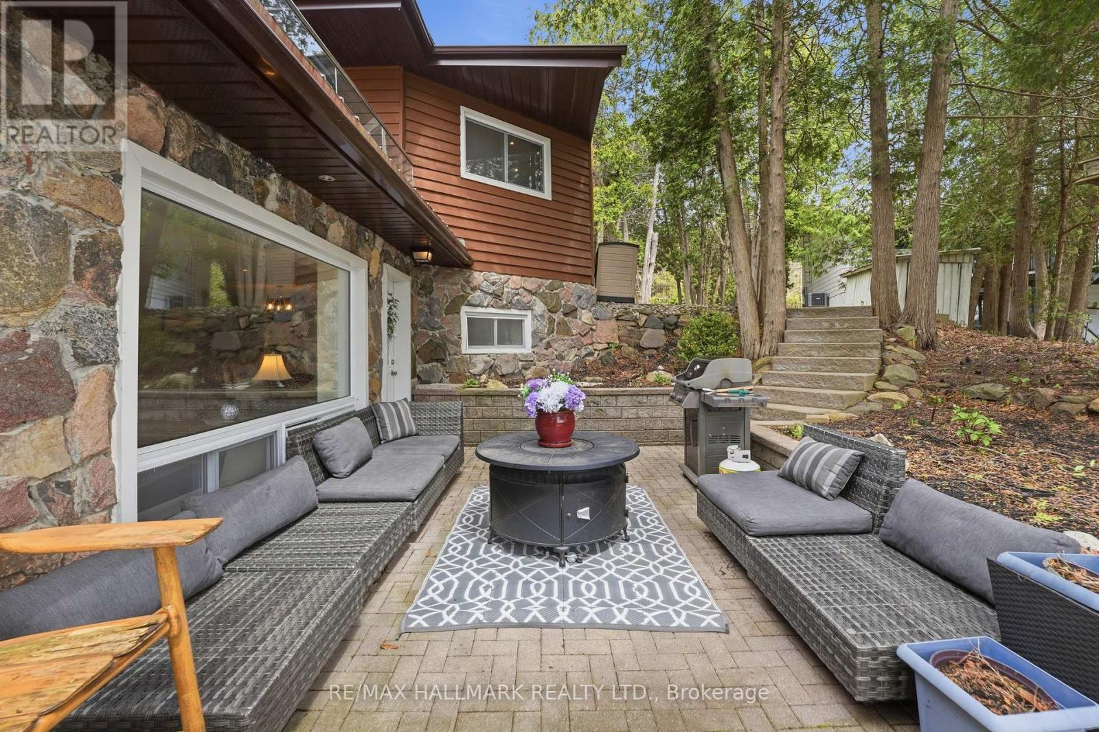104 RIVERBANK DRIVE - Image 41