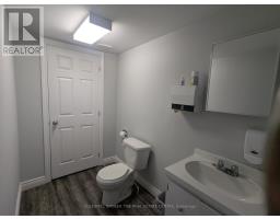 Upper - B - 284 Dunlop Street W, Barrie, ON L4N1B9 Photo 9