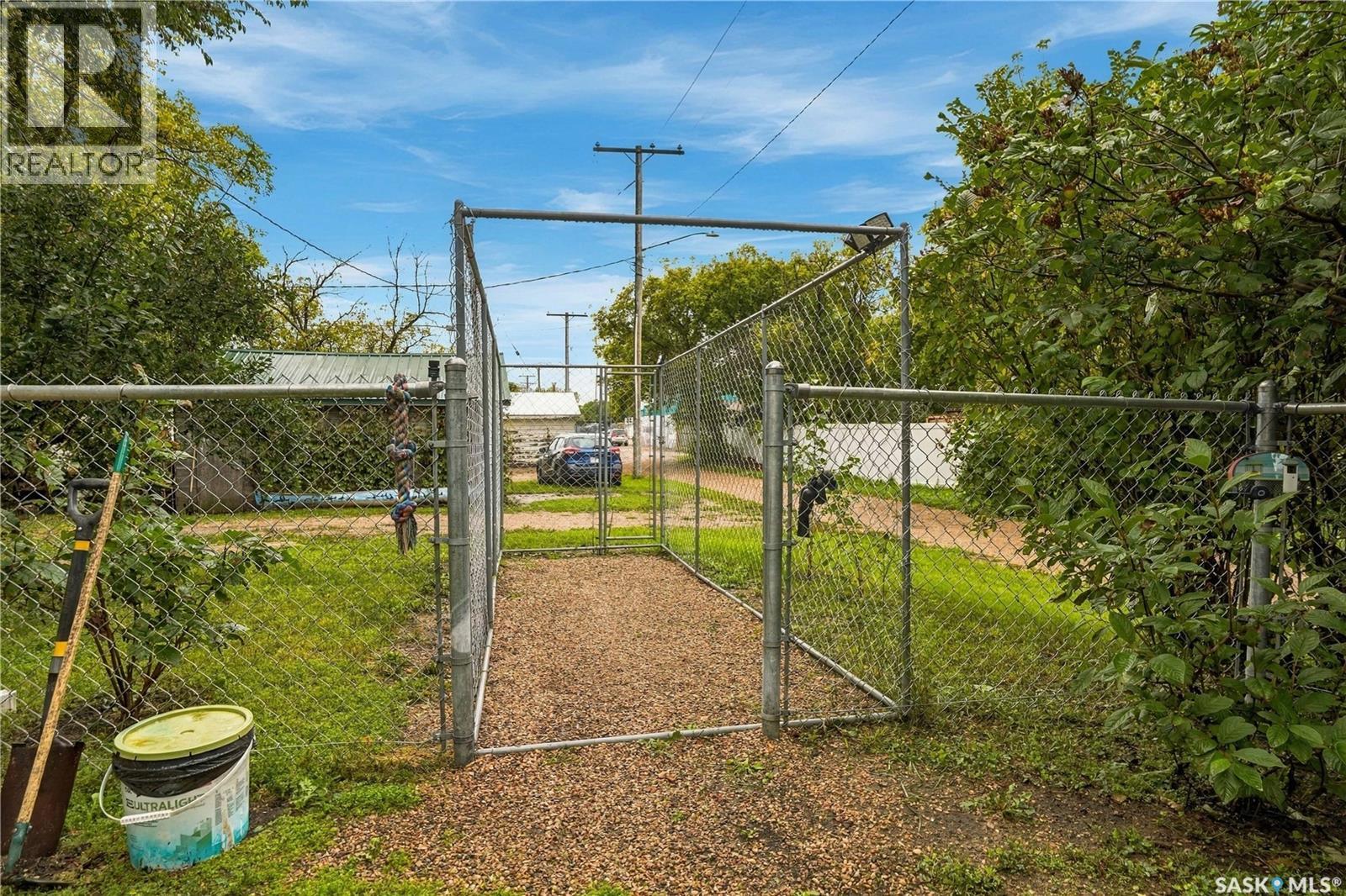 101 Margaret STREET, Bulyea — photo 32