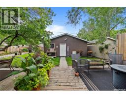 609 18th Avenue E, Regina, SK S4N1E6 Photo 32