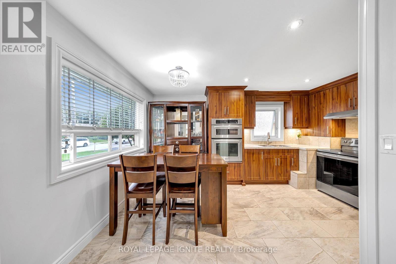 45 REDWATER DRIVE - 12