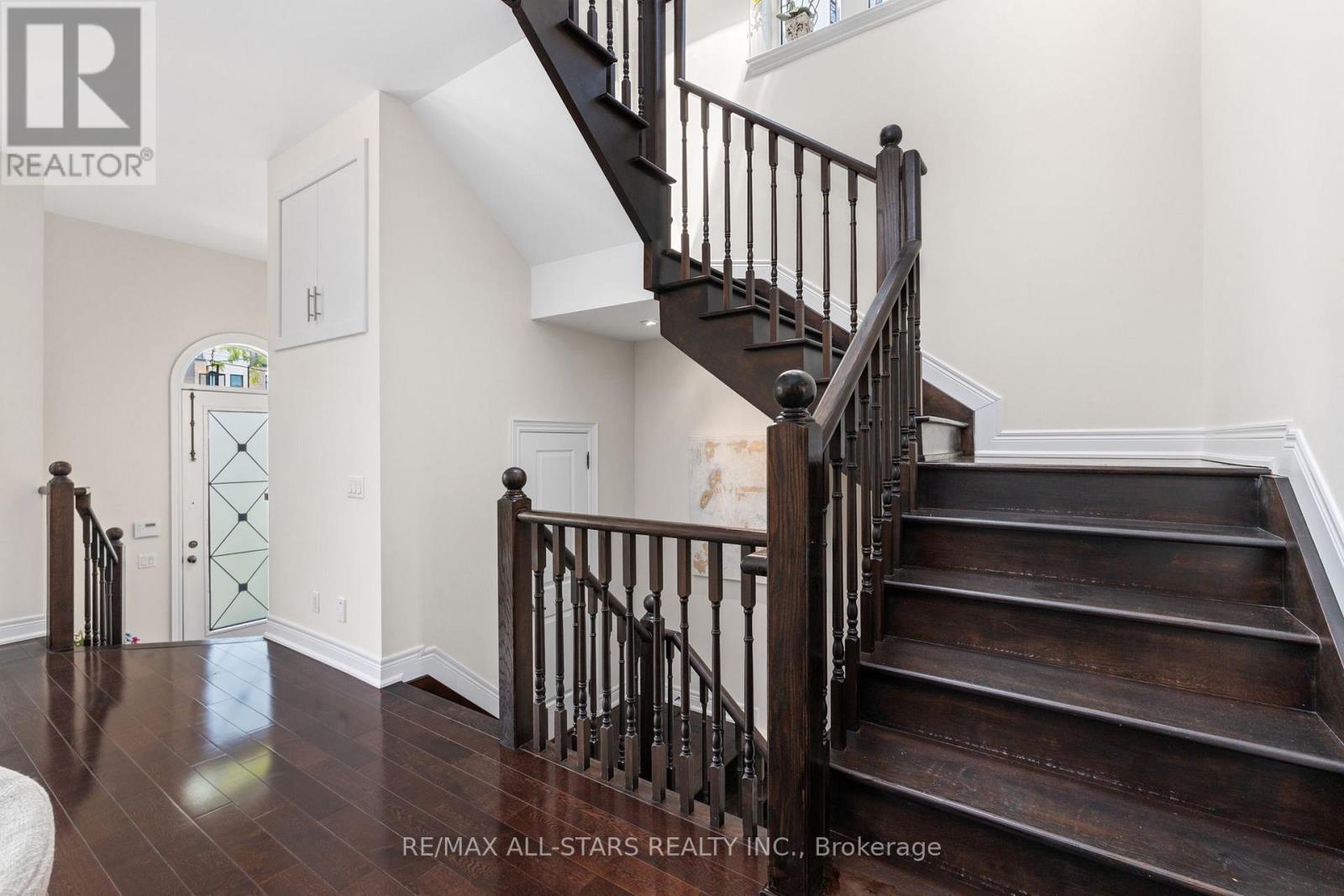 1113B ISLINGTON AVENUE - 16