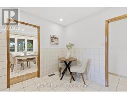 21 Wallasey Avenue, Toronto, ON M9M1E1 Photo 14
